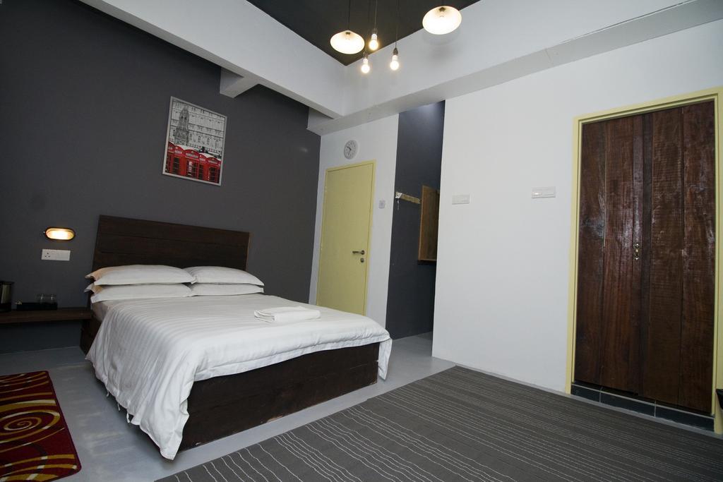 Ramarama Designer Boutique Hotel Malacca Room photo